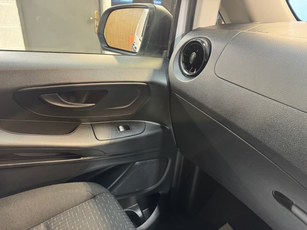 Used Mercedes-Benz Vito 2023 for sale - 77103908: Photo 11