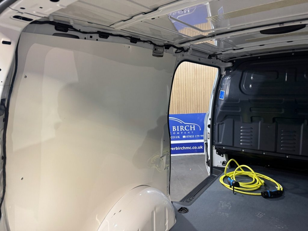 Used Mercedes-Benz Vito 2023 for sale - 77103908: Photo 33