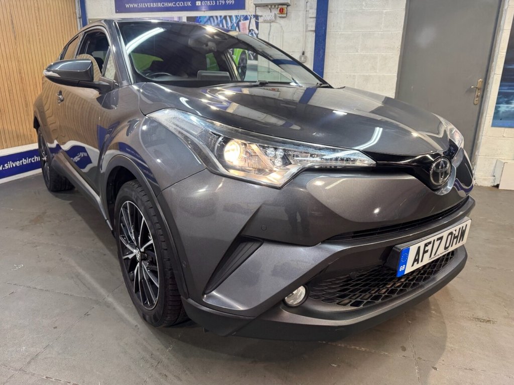 Used Toyota C-HR 2017 for sale - 77103909: Photo 12