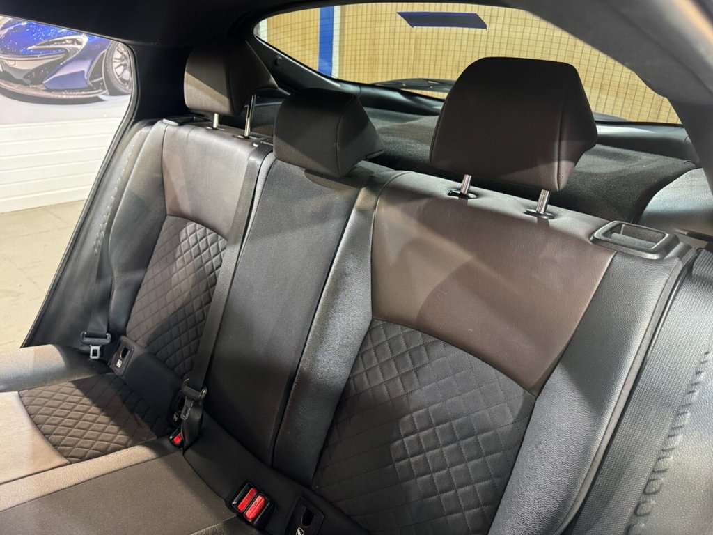 Used Toyota C-HR 2017 for sale - 77103909: Photo 46