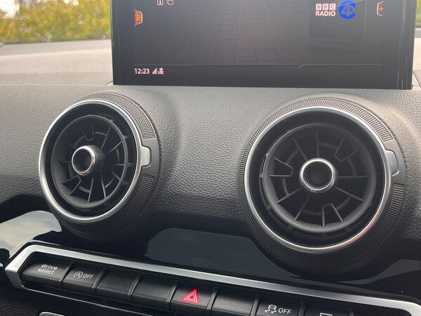 Used Audi Q2 2020 for sale - 74291077: Photo 28