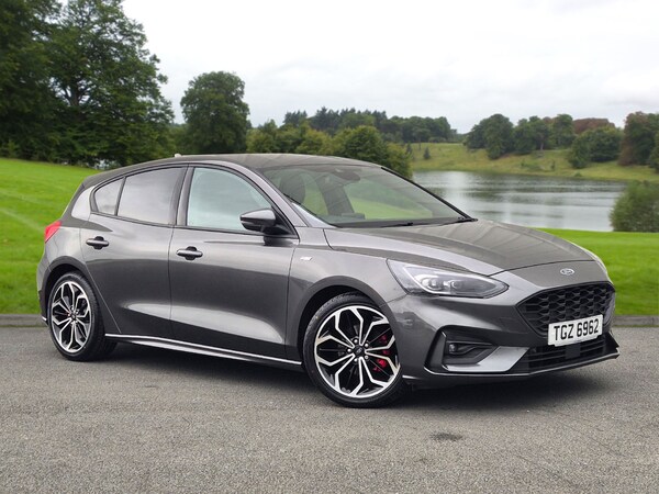 Used Ford Focus 2021 for sale - 74291205: Photo 1