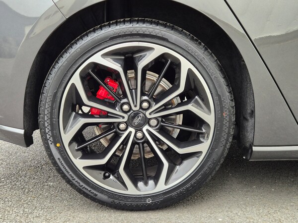 Used Ford Focus 2021 for sale - 74291205: Photo 4