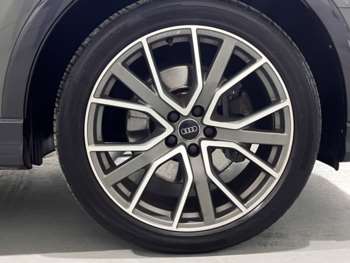 Used Audi Q3 2019 for sale - 74290943: Photo