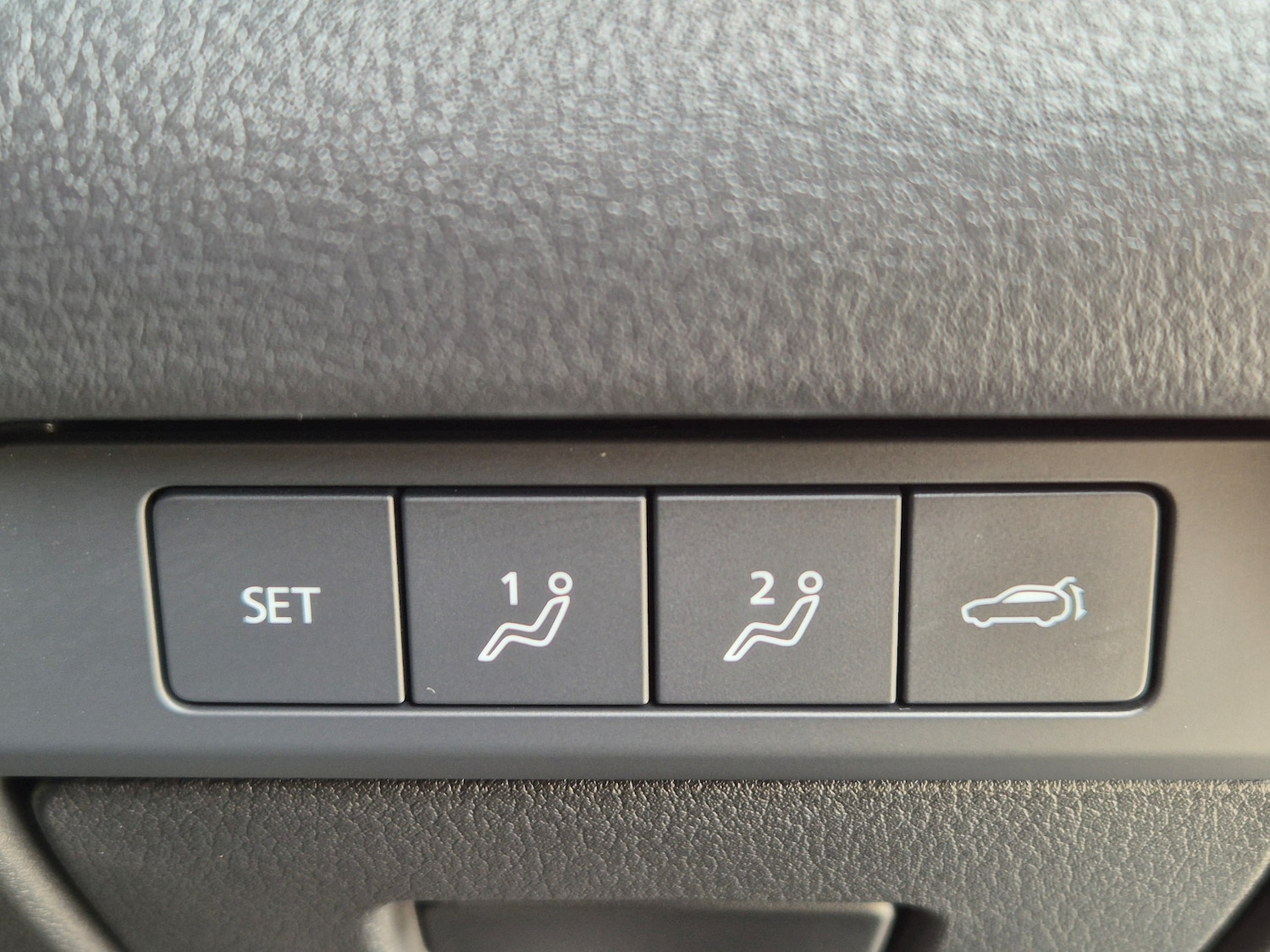 Vehicle 33