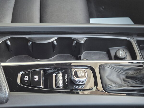 Used Volvo V60 2019 for sale - 74290786: Photo 27