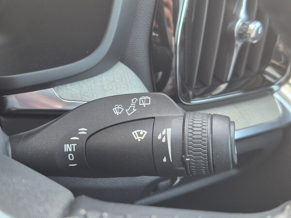 Used Volvo V60 2019 for sale - 74290786: Photo 37