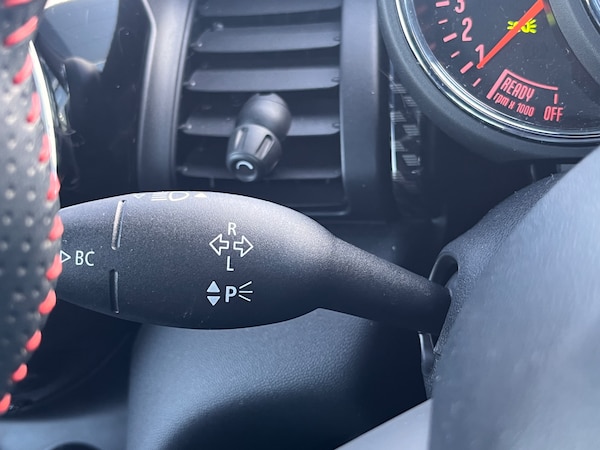 Used MINI Hatch 2019 for sale - 74290624: Photo 19