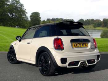 Used MINI Hatch 2019 for sale - 74290624: Photo