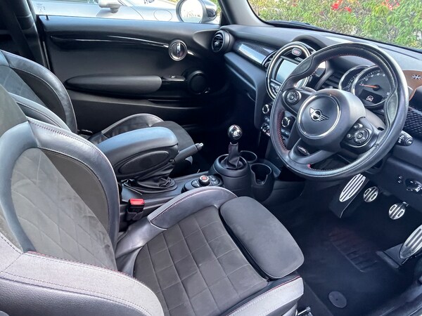 Used MINI Hatch 2019 for sale - 74290624: Photo 5