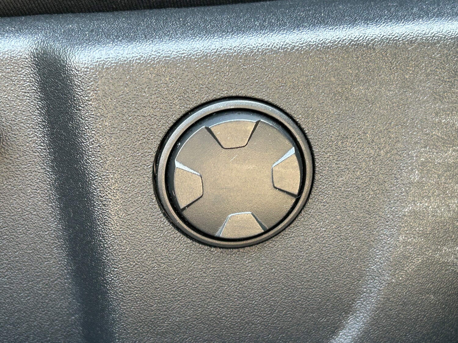 Vehicle 33