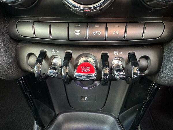 Used MINI Hatch 2019 for sale - 74291229: Photo 29