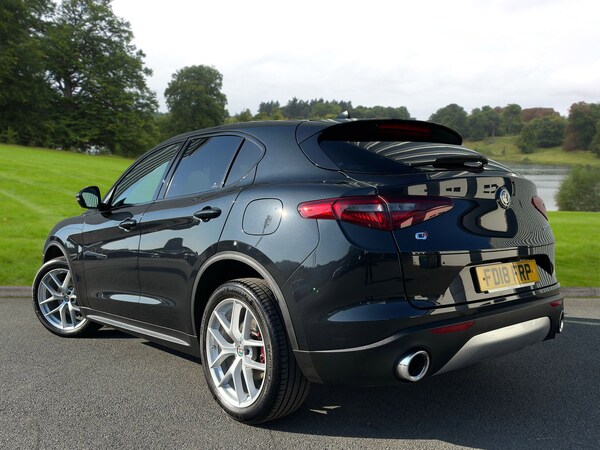 Used Alfa Romeo Stelvio 2018 for sale - 74290762: Photo 3