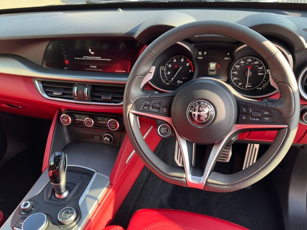 Used Alfa Romeo Stelvio 2018 for sale - 74290762: Photo 5