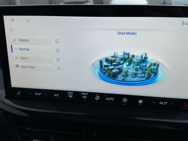 Used Ford Focus 2022 for sale - 74290953: Photo 47