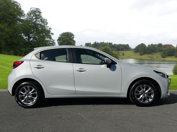 Used Mazda Mazda2 2021 for sale - 74290965: Photo 2