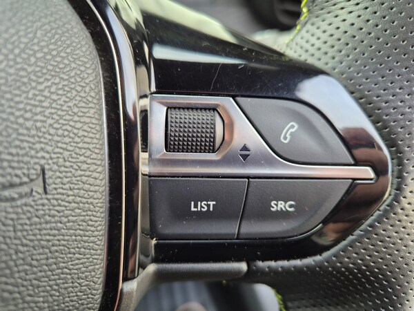 Used Peugeot 2008 2020 for sale - 74290885: Photo 24