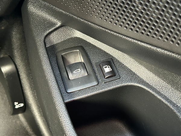 Used BMW 3 Series 2022 for sale - 74315297: Photo 25