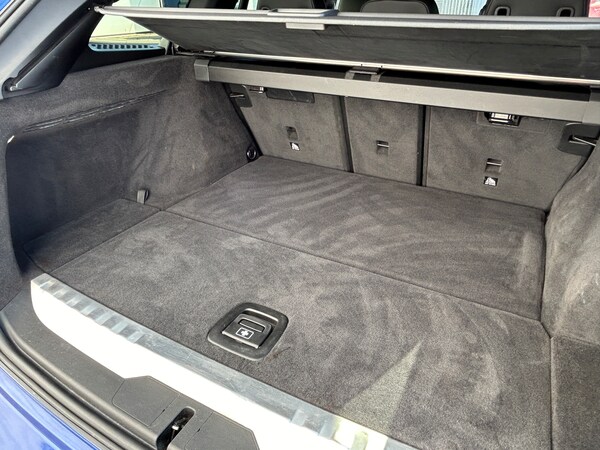 Used BMW 3 Series 2022 for sale - 74315297: Photo 44