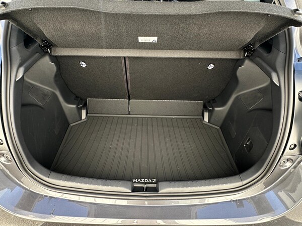 Used Mazda Mazda2 HYBRID 2024 for sale - 74291230: Photo 18