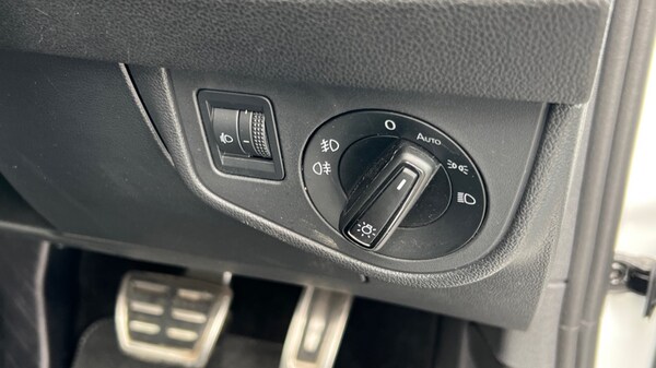 Used Volkswagen Taigo 2024 for sale - 76062143: Photo 32