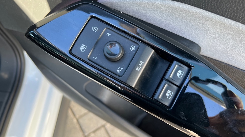 Used Volkswagen ID.3 2022 for sale - 76803968: Photo 41