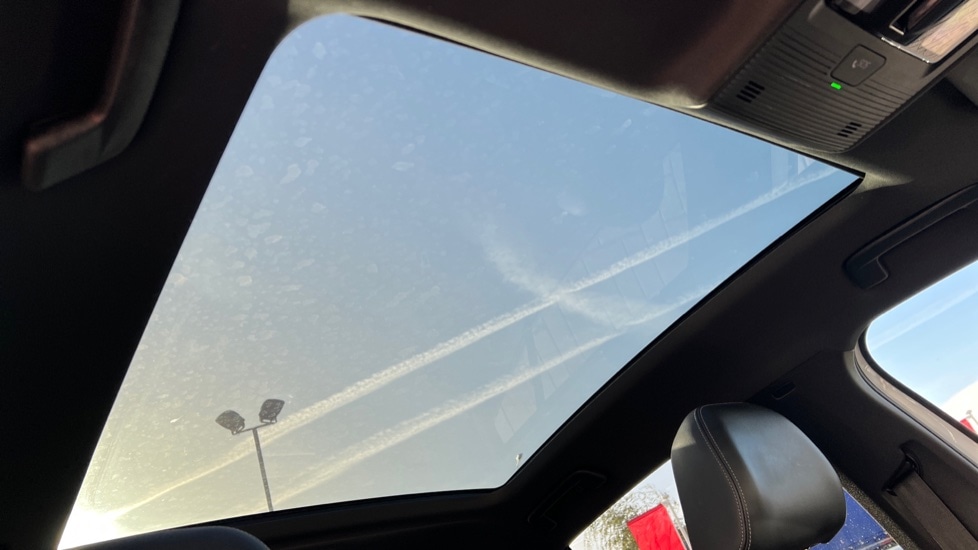 Used Volkswagen ID.3 2022 for sale - 76803968: Photo 43