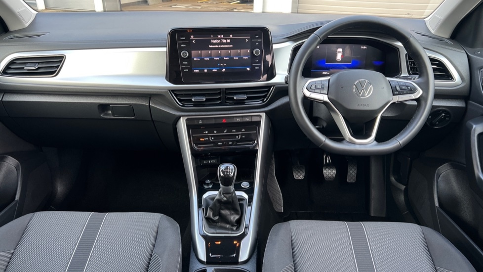 Used Volkswagen T-Roc 2025 for sale - 76966555: Photo 12