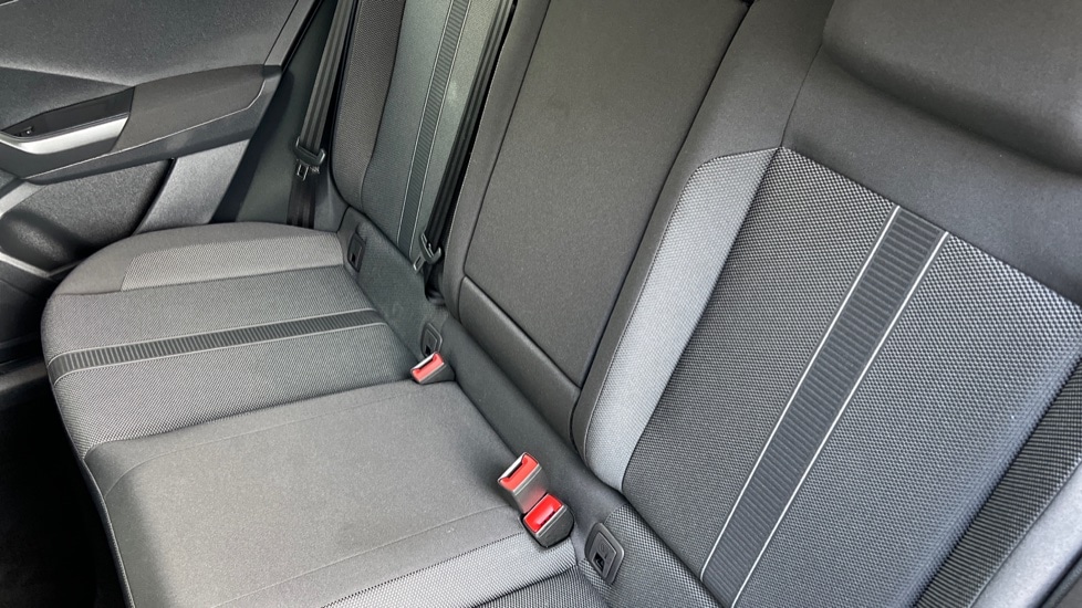 Used Volkswagen T-Roc 2025 for sale - 76966555: Photo 15