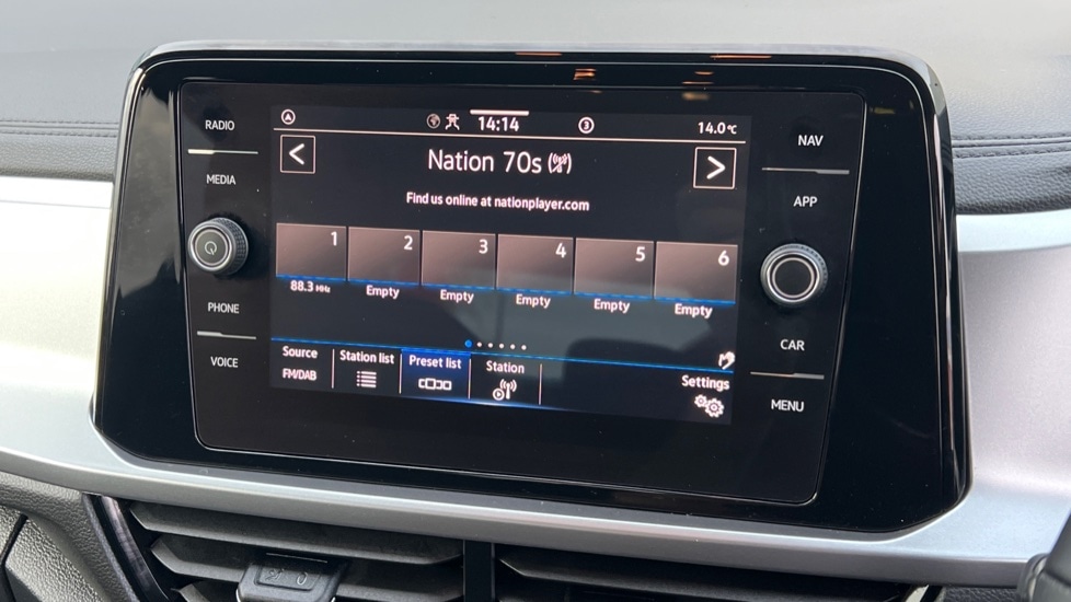 Used Volkswagen T-Roc 2025 for sale - 76966555: Photo 21