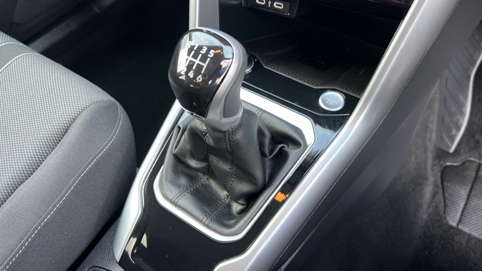 Used Volkswagen T-Roc 2025 for sale - 76966555: Photo 34