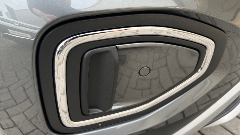 Used Volkswagen T-Roc 2025 for sale - 76966555: Photo 49