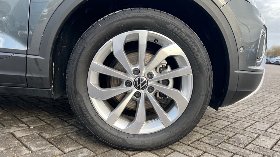 Used Volkswagen T-Roc 2025 for sale - 76966555: Photo 5