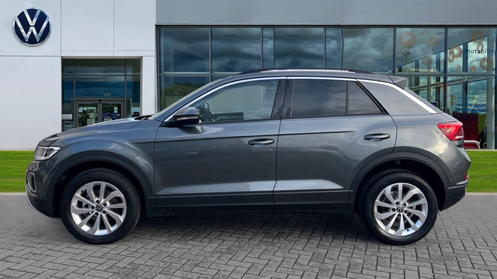 Used Volkswagen T-Roc 2025 for sale - 76966555: Photo 9
