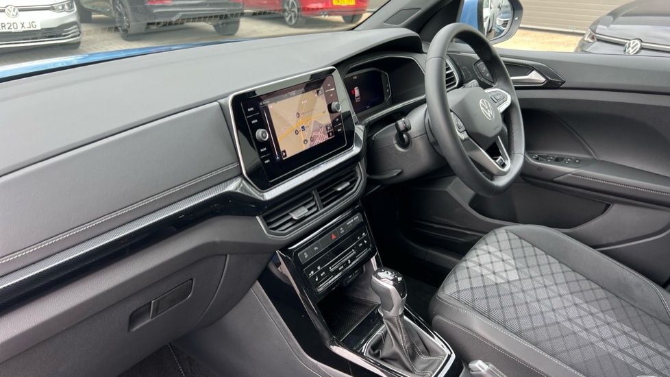 Used Volkswagen T-Cross 2025 for sale - 76593719: Photo 2