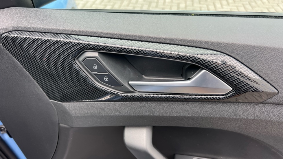 Used Volkswagen T-Cross 2025 for sale - 76593719: Photo 44