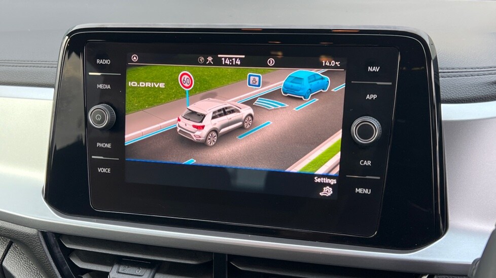 Used Volkswagen T-Roc 2025 for sale - 77057766: Photo 25