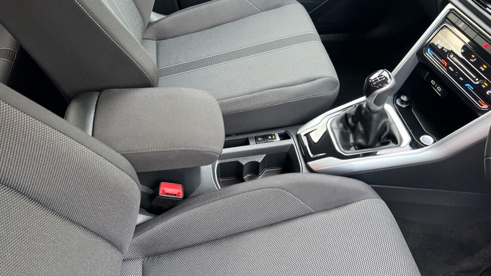 Used Volkswagen T-Roc 2025 for sale - 77057766: Photo 42