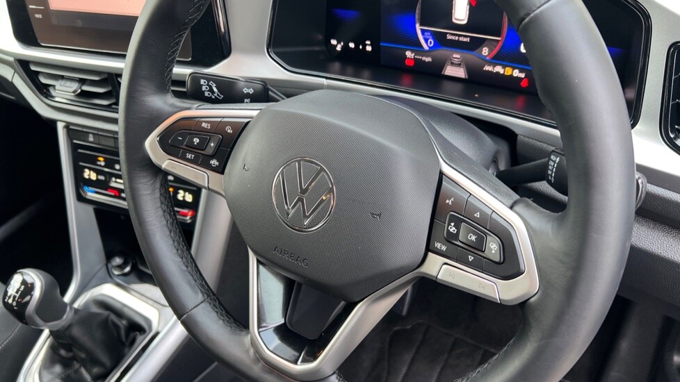 Used Volkswagen T-Roc 2025 for sale - 77057766: Photo 43