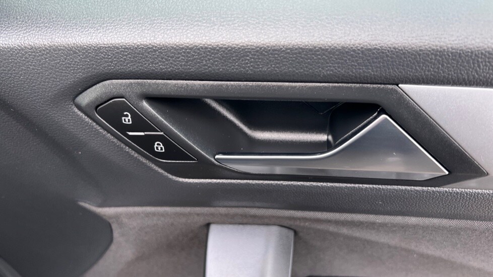 Used Volkswagen T-Roc 2025 for sale - 77057766: Photo 44