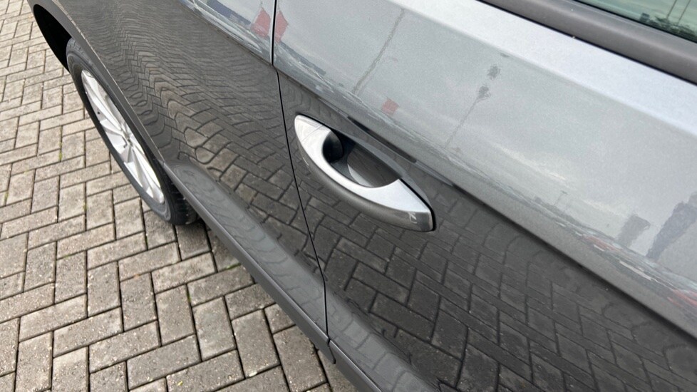 Used Volkswagen T-Roc 2025 for sale - 77057766: Photo 47