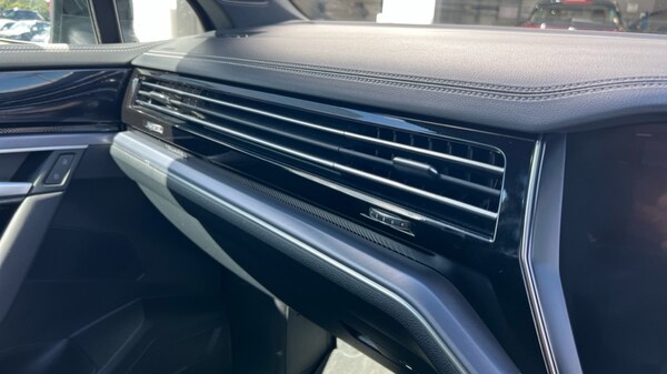 Used Volkswagen Touareg 2025 for sale - 76229283: Photo 43