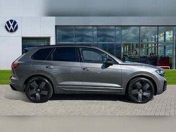 Used Volkswagen Touareg 2025 for sale - 76229283: Photo 4