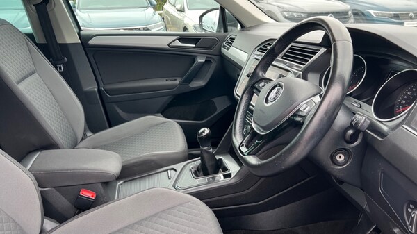 Used Volkswagen Tiguan 2019 for sale - 76112391: Photo 26