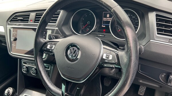 Used Volkswagen Tiguan 2019 for sale - 76112391: Photo 44