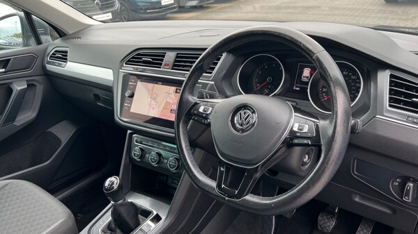 Used Volkswagen Tiguan 2019 for sale - 76112391: Photo 6