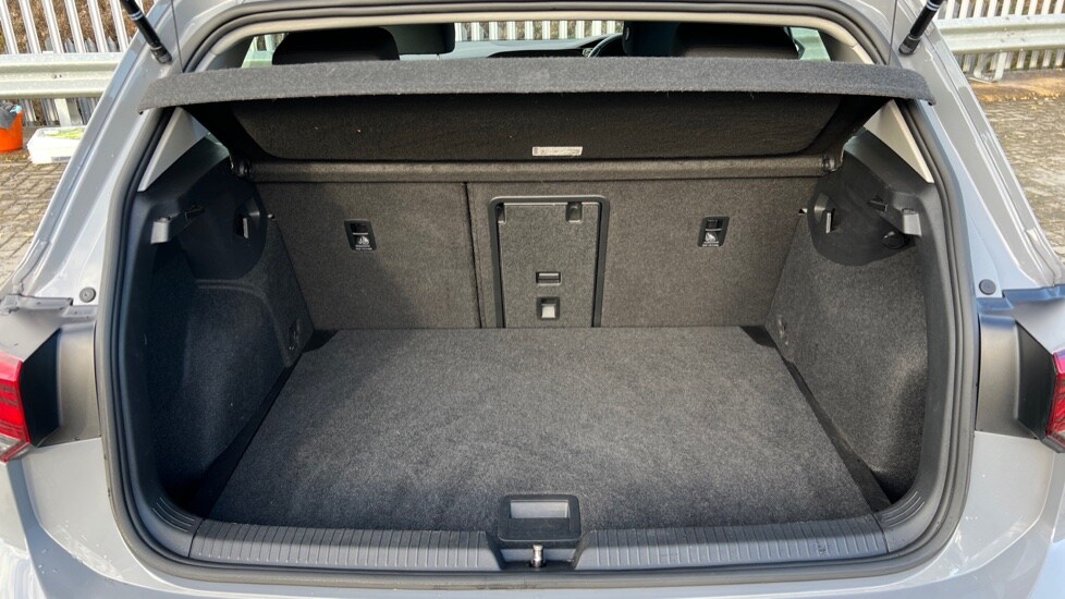 Used Volkswagen Golf 2022 for sale - 76552428: Photo 16