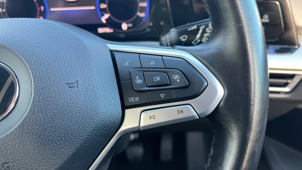 Used Volkswagen Golf 2022 for sale - 76552428: Photo 31