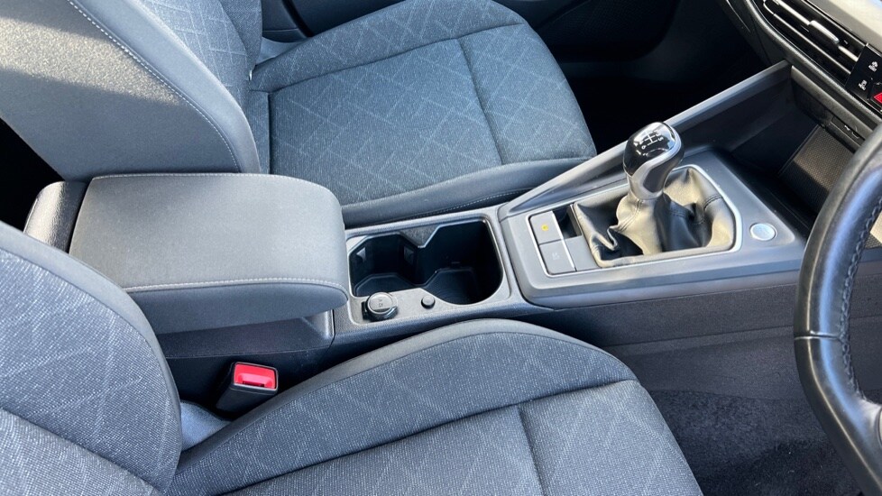 Used Volkswagen Golf 2022 for sale - 76552428: Photo 42