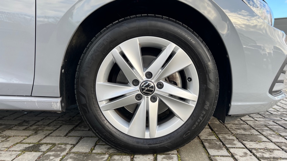 Used Volkswagen Golf 2022 for sale - 76552428: Photo 5